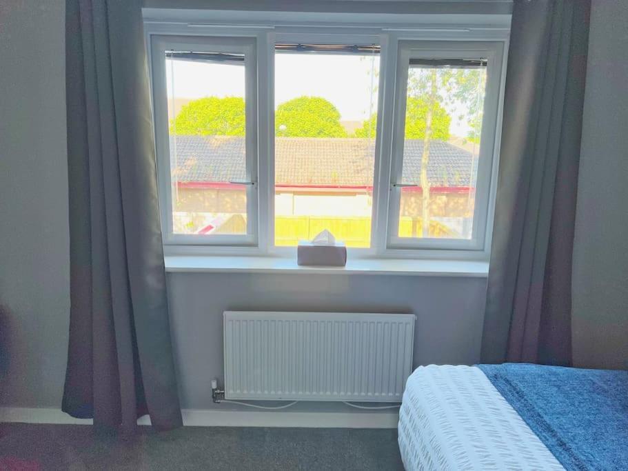 Comfy Modern 3Br Semi Detached 400Mb Wifi Free Double Parking Villa Newcastle upon Tyne Exterior foto